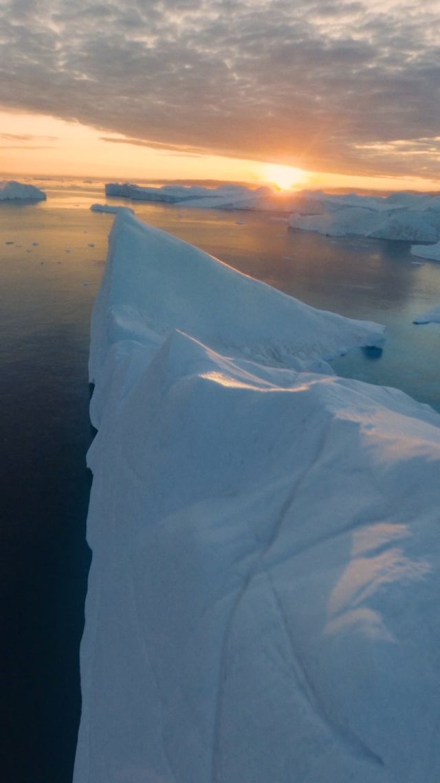 Endless ice in Greenland
#greenland #ilulissat #ilulissaticefjord #fpv #djifpv #reelsteady #gopro #sendit #djiglobal #airvuz #airvuzfpv #skypixelofficial